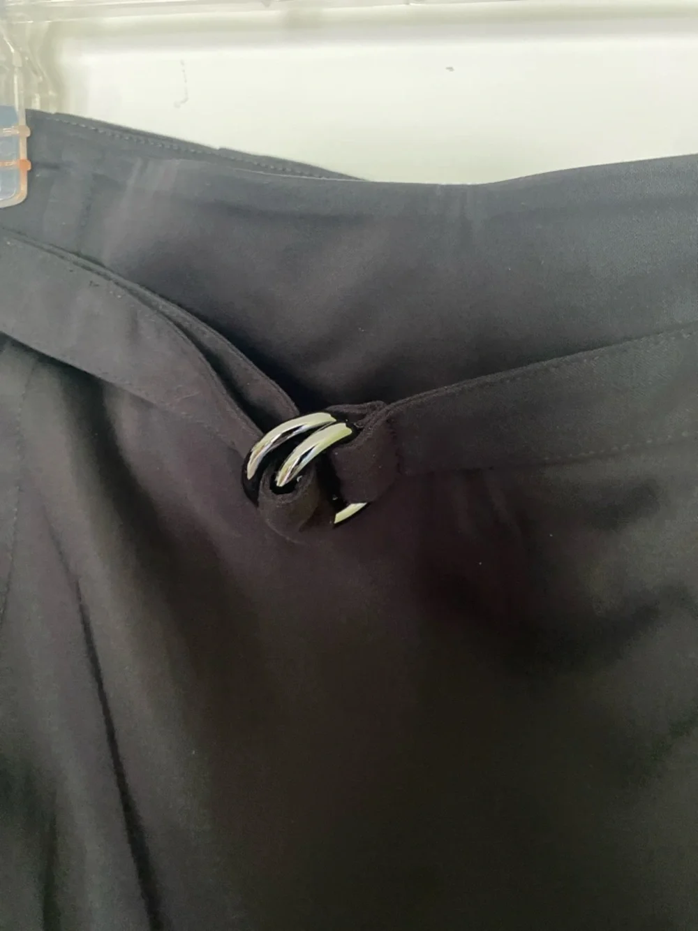 Martin + Osa Black Satin Finish Pencil Skirt Belt Loops Size 8 NWT Corporate